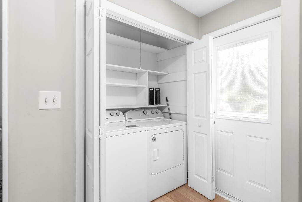 Apartmán Spotless 4Br Near Clt Uptown, Fast Wi-Fi Charlotte Exteriér fotografie